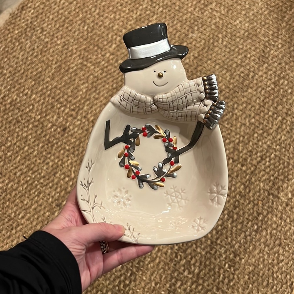 Fits and Floyd wintery woods snowman bowl